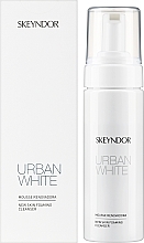 Regenerierende reinigende Gesichtsmousse - Skeyndor Urban White New Skin Foaming Cleanser — Bild N2