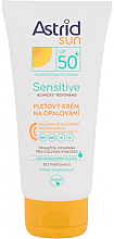 Düfte, Parfümerie und Kosmetik Feuchtigkeitsspendende Sonnenschutzcreme für das Gesicht mit Hanfsamenöl SPF 50+ - Astrid Sun Sensitive Face Cream