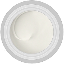 Feuchtigkeitsspendende Gesichtscreme für empfindliche Haut - Helia-D Classic Moisturising Cream For Sensitive Skin — Bild N6