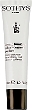 Düfte, Parfümerie und Kosmetik Creme für die Haut um die Augen - Sothys Radiance Cream For Wrinkles Dark Circles Puffiness (Tube) 