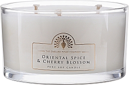 Dreifache Dochtkerze mit orientalischen Gewürzen und Kirschblüten - The English Soap Company Oriental Spice & Cherry Blossom Triple Wick Candle — Bild N1