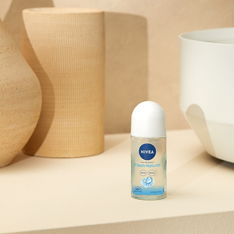 Deo Roll-on Antitranspirant - NIVEA fresh natural deodorant Roll-On — Bild N3