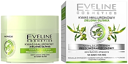 Feuchtigkeitsspendende Anti-Falten Gesichtscreme für trockene und müde Haut - Eveline Cosmetics Nature Line 3D Green Olive Anti-Wrinkle Moisturising Cream — Bild N1