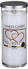 Duftkerze im Glas Snow In Love - Yankee Candle  — Bild N4