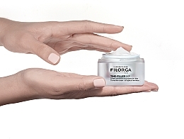 Revitalisierende Gesichtscreme zur Faltenkorrektur für trockene bis normale Haut mit Peptiden und Hyaluronsäure - Filorga Time-Filler 5XP Anti-Wrinkle Face Cream — Bild N4