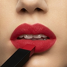 Matter Lippenstift mit Puderpartikeln - Yves Saint Laurent Rouge Pur Couture The Slim Sheer Matte Lipstick — Bild N5