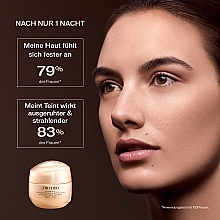 Nährende Gesichtscreme gegen Falten - Shiseido Benefiance Wrinkle Smoothing Cream Enriched — Bild N4