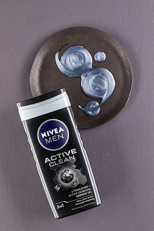 Duschgel mit Aktivkohle "Active Clean" für Männer - NIVEA Men Active Clean Shower Gel — Bild N4