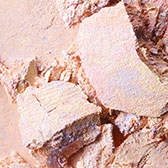 Schimmernder Mineralpuder für Gesicht und Körper - M.A.C Mineralize SkinFinish — Bild Lightscapade